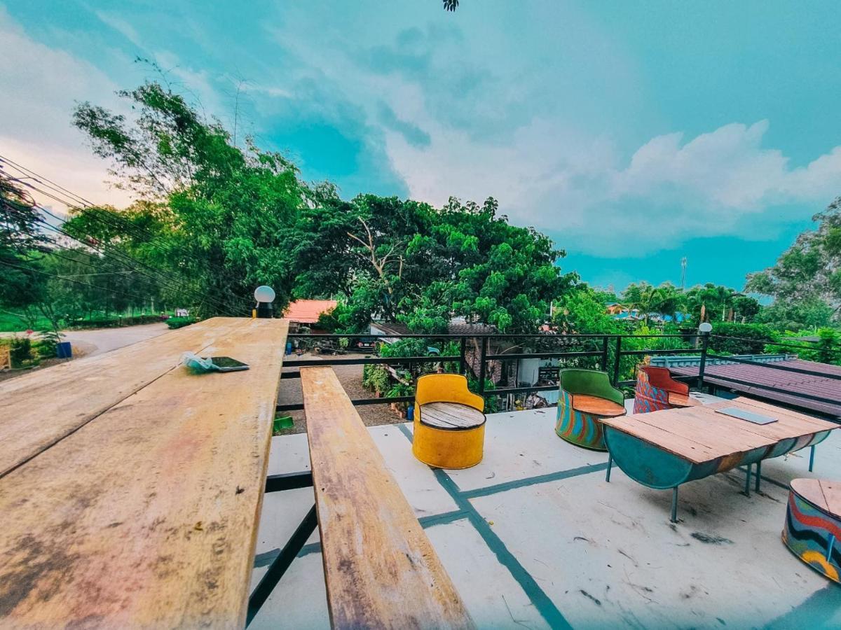 สกายวิวรีสอร์ท ชัยนาท Exteriér fotografie